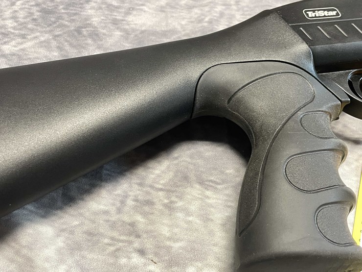 #2338-•-tri-star-12-ga.-semi-auto-shotgun,-sn:-ara0001825-image-19