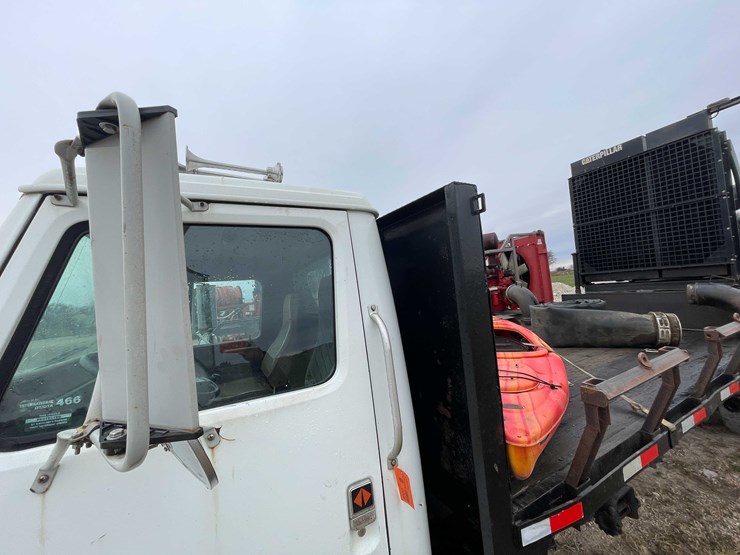 international-4900-image-57