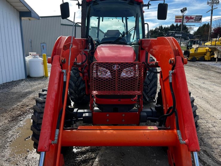 2010-kubota-m8540-image-11