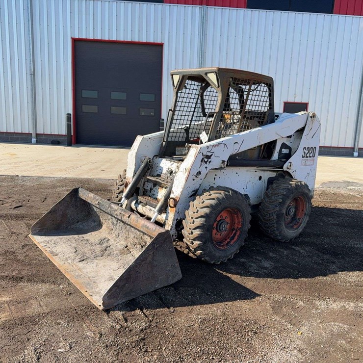 BOBCAT S220