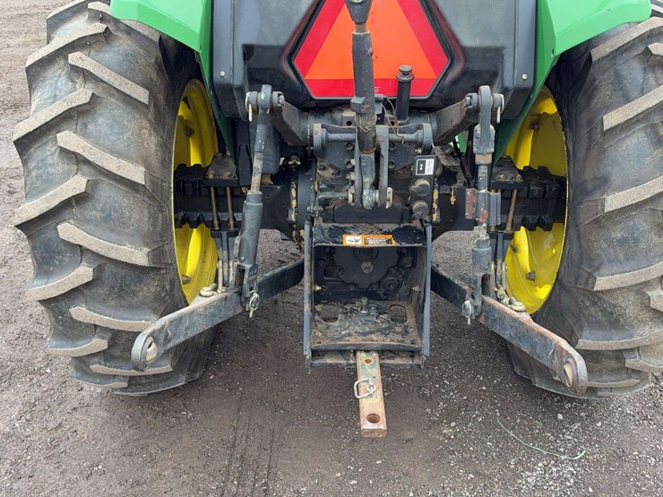 john-deere-5200-image-11