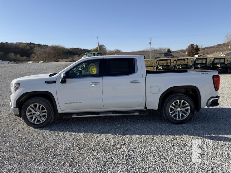 gmc-sierra-1500-slt-image-1