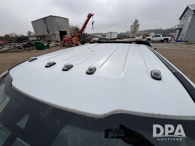 ford-f550-xl-image-21