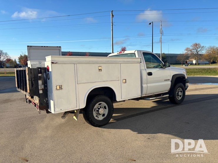 chevrolet-2500hd-image-11