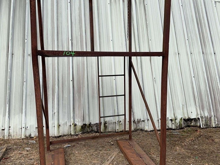 steel-rack,-(2)-yellow-pieces-steel,-flat-bar-image-2