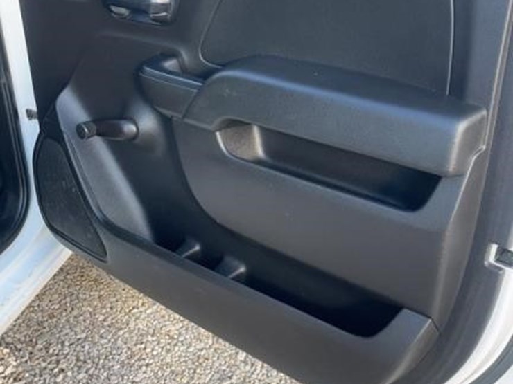 chevrolet-3500hd-image-13