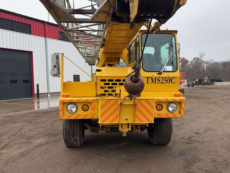 1996-grove-tms250c-image-41