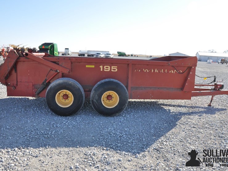 new-holland-195-image-4