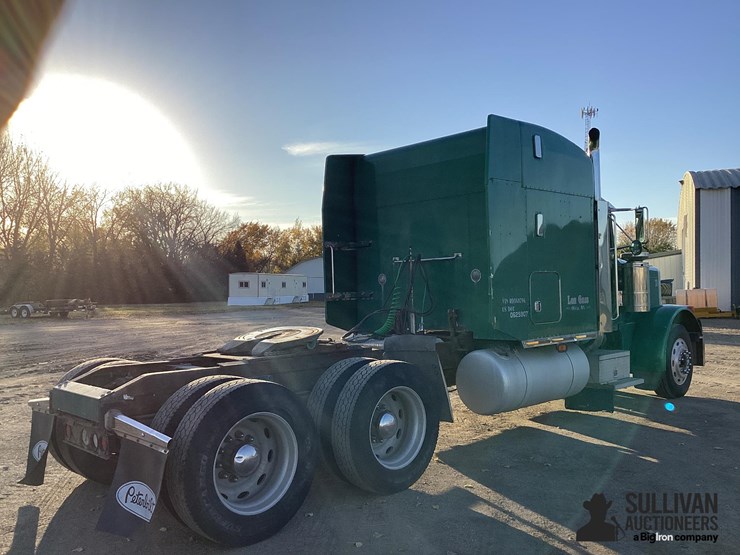 peterbilt-379-image-5