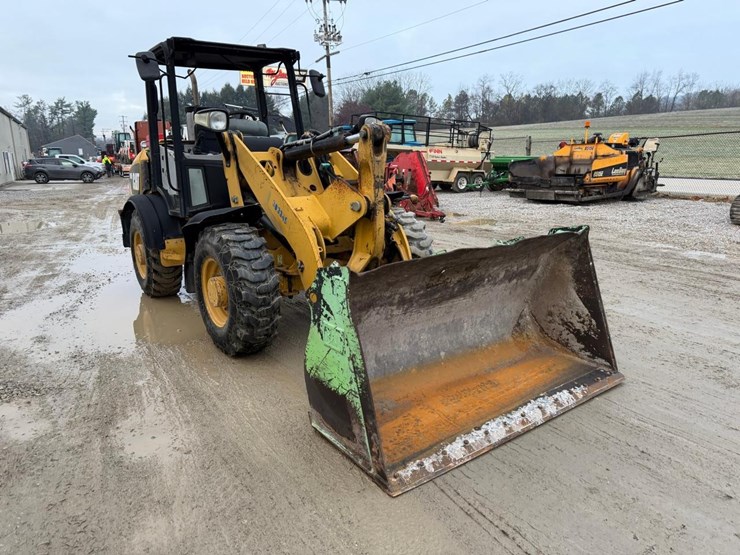 2012-caterpillar-906h-image-7