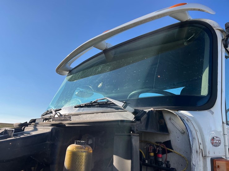 2005-international-9200i-image-8