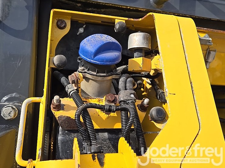 2018-komatsu-d61pxi-24-image-66