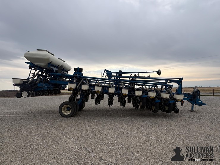 kinze-3800-image-4