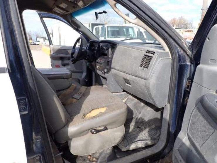 dodge-ram-3500-image-35