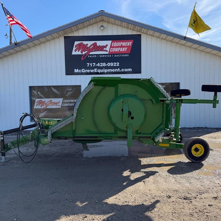 JOHN DEERE E12