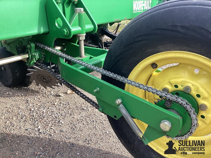 john-deere-700-image-13