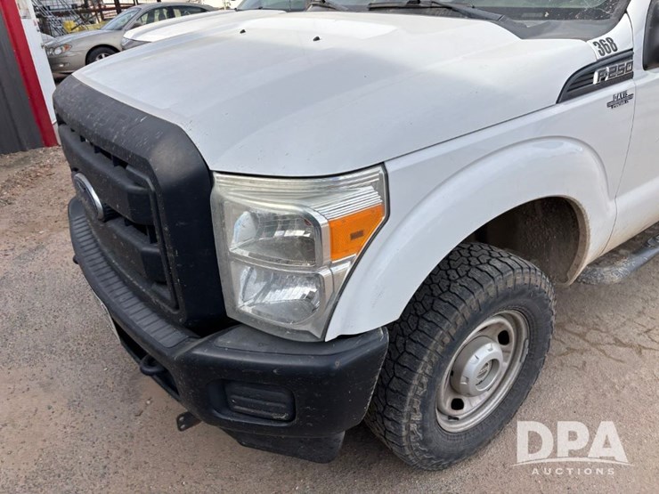 ford-f250-xl-image-23