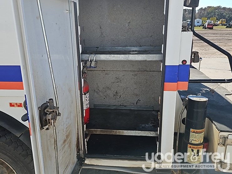 dodge-ram-5500-image-33