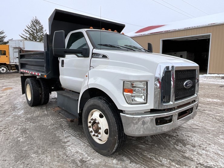 ford-f750-image-6