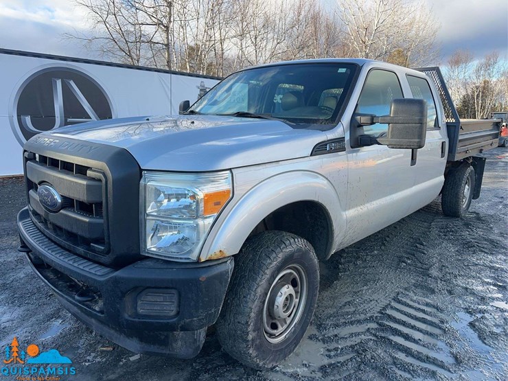 2015-ford-f250-xl-image-1
