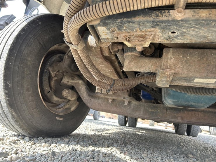 international-4000-image-70