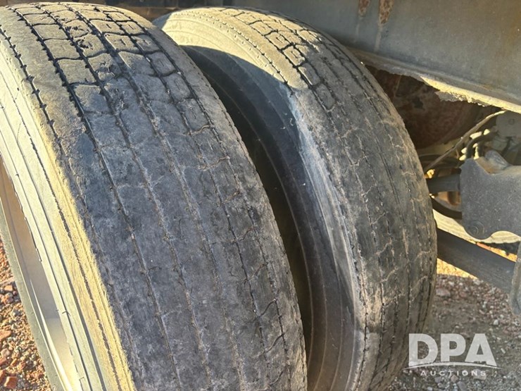 2011-merritt-dry-trailer-(dr12682-unit-97574)-image-40