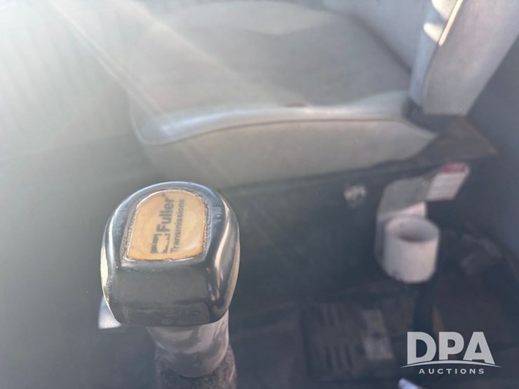 kenworth-t600-image-36