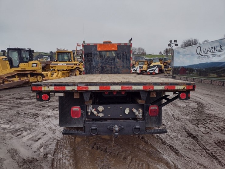 peterbilt-337-image-4