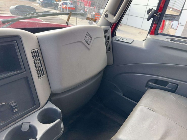 2013-international-workstar-7400-image-64