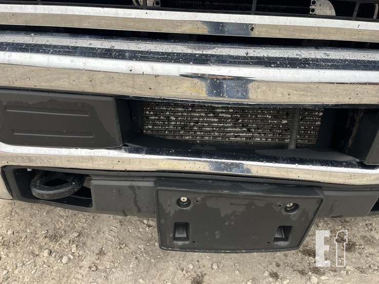 chevrolet-silverado-2500hd-lt-image-21