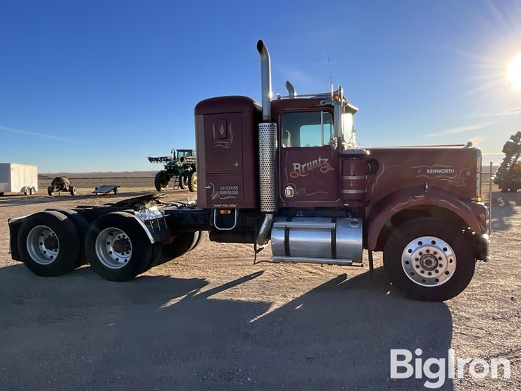 1977-kenworth-w900a-image-4