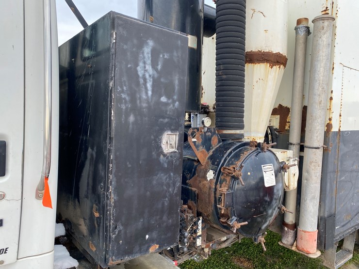 caterpillar-c13-image-13