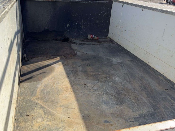 2016-dodge-2500-image-12