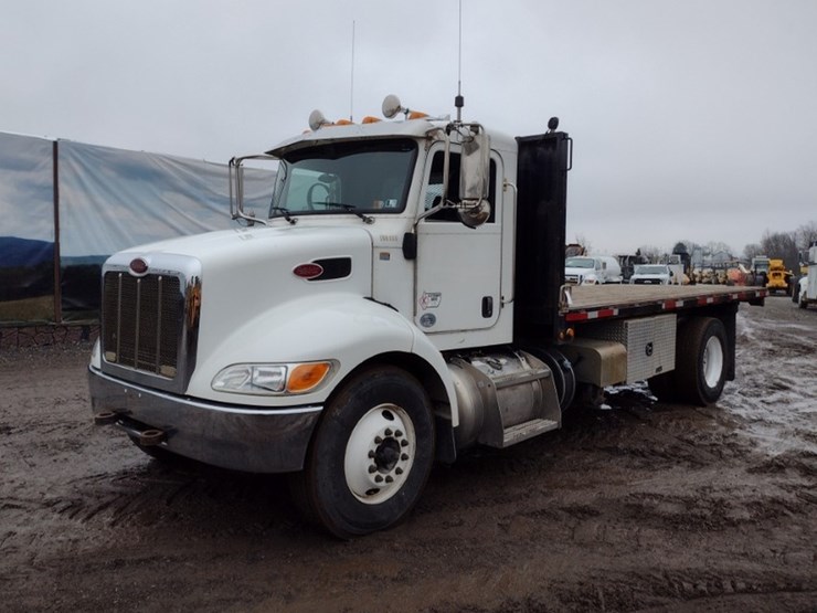 peterbilt-337-image-36