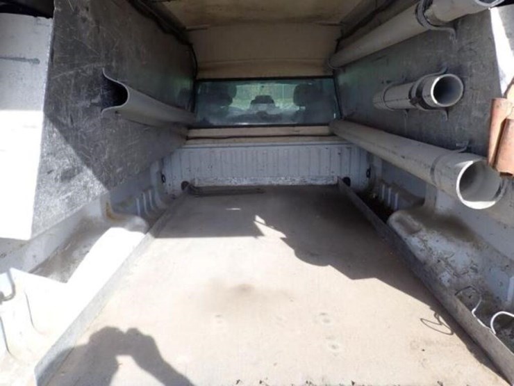 2012-ford-f250-xl-image-35