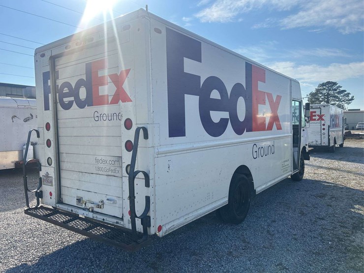 2007-freightliner-mt55-image-4