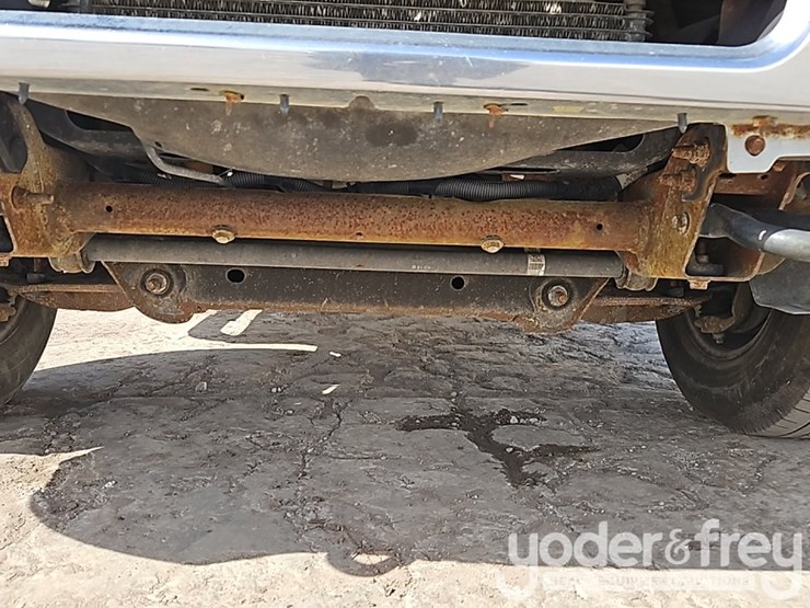 chevrolet-silverado-2500-image-12