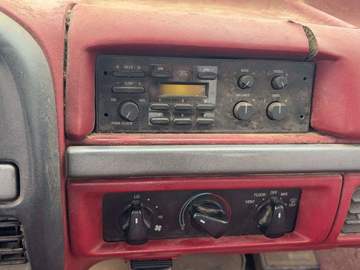 1993-ford-f250-image-32