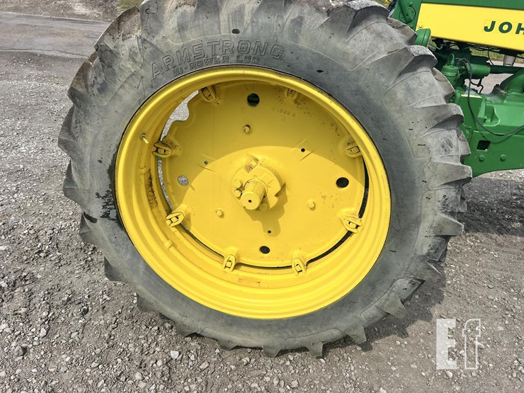 john-deere-630-image-26