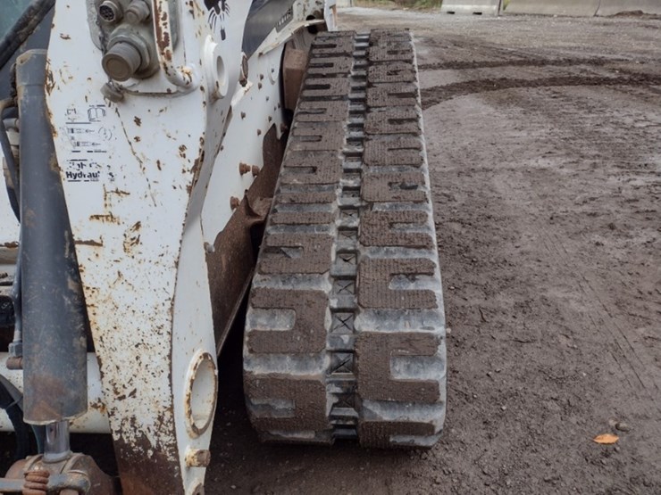 bobcat-t870-image-27