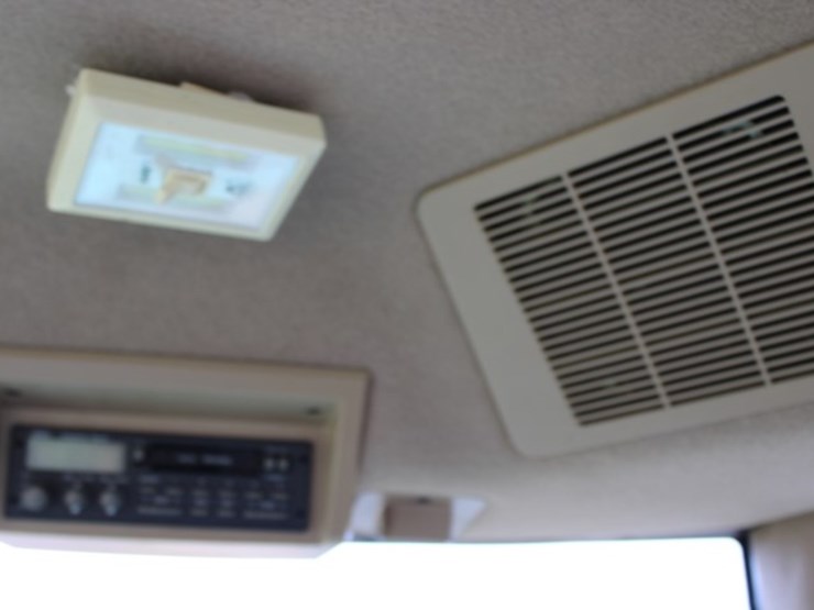 john-deere-4700-image-22