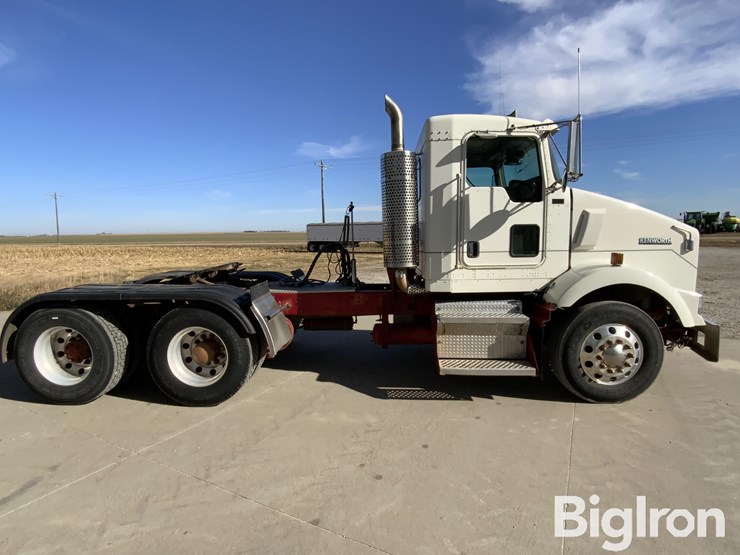 kenworth-t800b-image-4