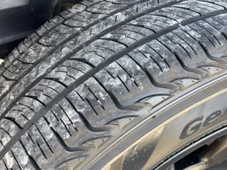 2019-ram-1500-big-horn-image-8