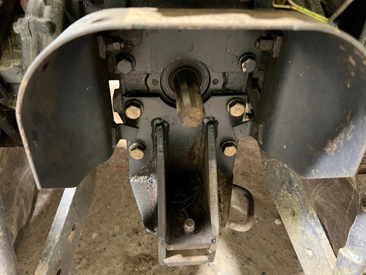 massey-ferguson-1533-image-15