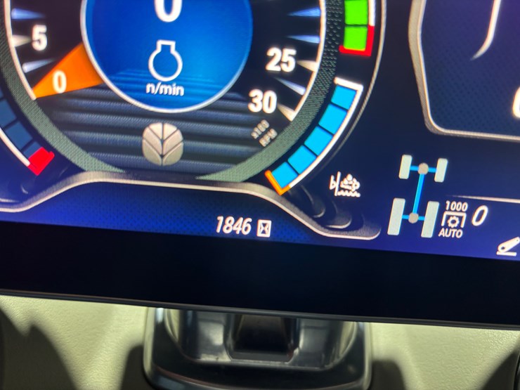 new-holland-t8.350-image-12