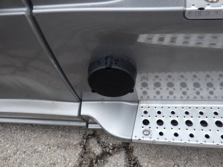 2019-freightliner-cascadia-125-image-6