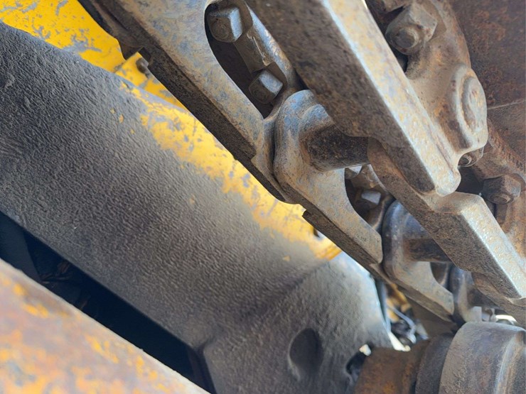 1976-deere-450c-image-13