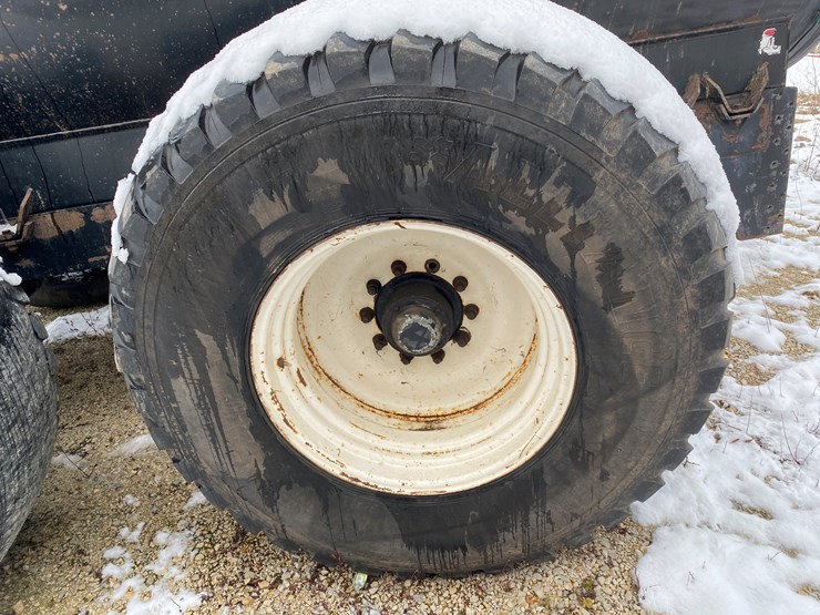 #1036-•-balzer-6000-tandem-axle-tanker-(st.-nazianz,-wi)-image-19