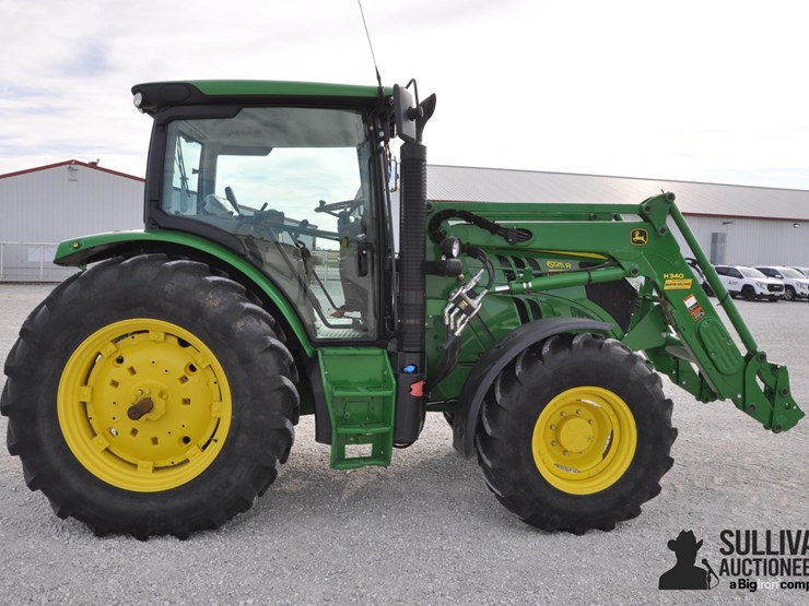 john-deere-6125r-image-4