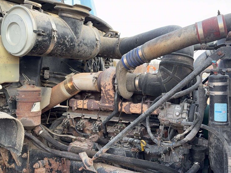 1999-mack-cl713-image-24